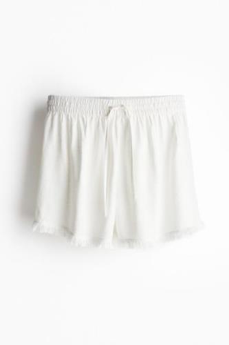 H&M Schlupfshorts aus Leinenmix Cremefarben in Größe M. Farbe: Cream