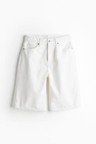 H&M Bermuda Baggy High Denimshorts Weiß in Größe 40. Farbe: White