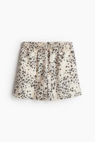 H&M Schlupfshorts aus Baumwolle Hellbeige/Geblümt in Größe S. Farbe: L...