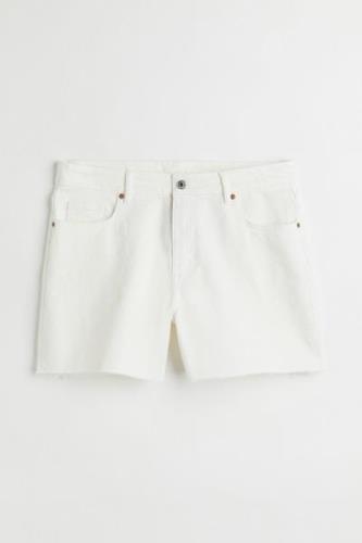 H&M+ Jeansshorts High Waist Weiß in Größe XXL. Farbe: White